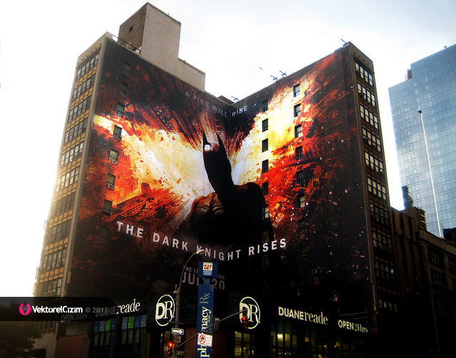 the-dark-knight-rises-batman-building-billboard